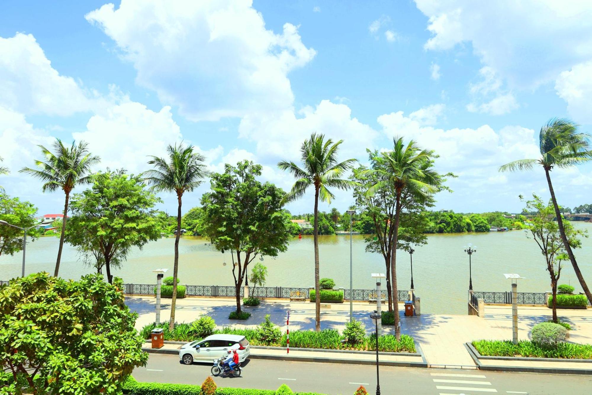 Bcons Hotel Binh Duong Thu Dau Mot Buitenkant foto